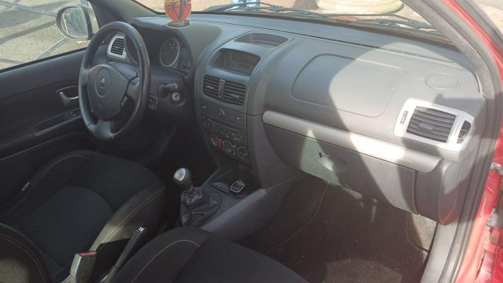 Renault Clio II 1.2 75 Campus