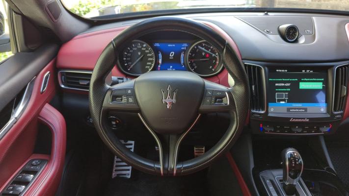 Maserati Levante Q4 3.0 V6 Bi-Turbo 430 BVA8 GranSport