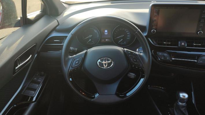 Toyota C-HR 1.8 122 Hybrid CVT Edition