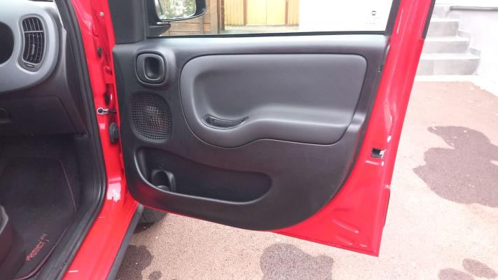 Fiat Panda 1.0 69 Mild Hybride City Cross Red