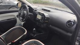 Renault Twingo 82 62Ah Techno