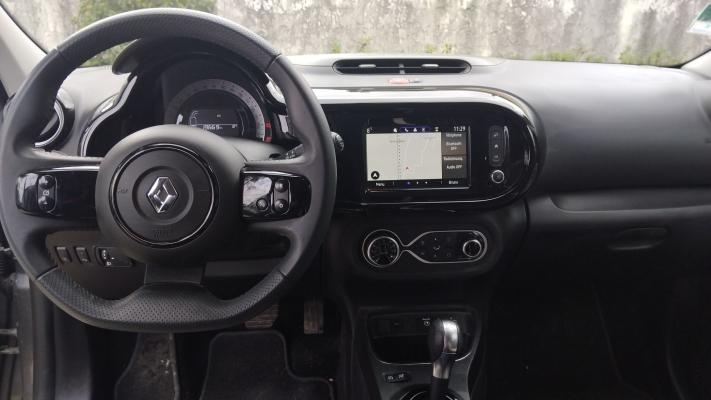 Renault Twingo 82 62Ah Techno