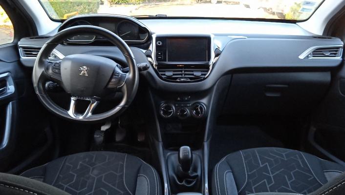 Peugeot 2008 1.2 PureTech 110 Style