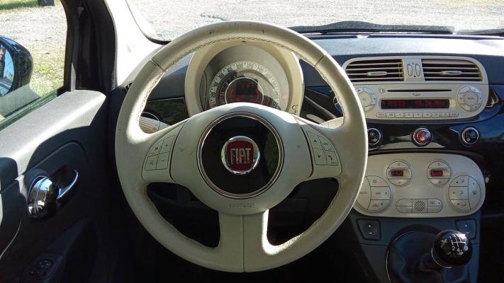 Fiat 500C 1.2 69 La Petite Robe Noire by Guerlain