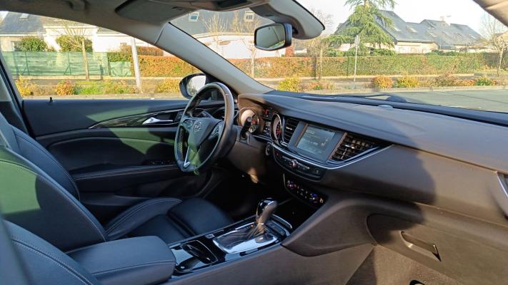 Opel Insignia 1.6 CDTi 136 BVA Elite - Automatique