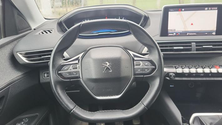 Peugeot 3008 1.2 PureTech 130 Allure